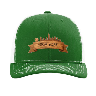 Wood tennis banner patch trucker hat, New York skyline — Kelly Green/White