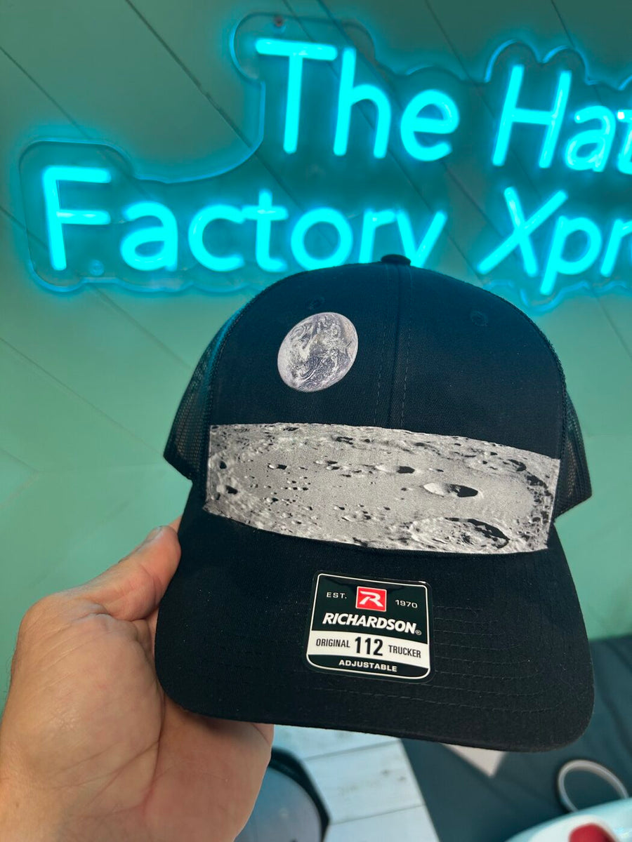 The moon, edge to edge